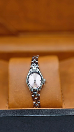 ساعت QUARTZ rose gold